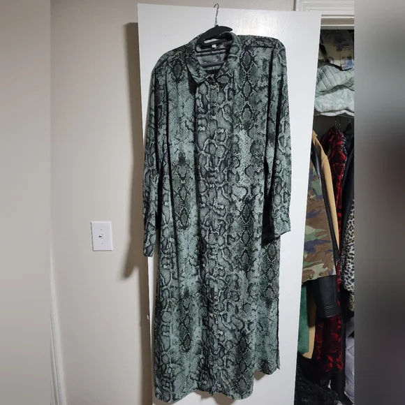oasis button through midi dress Olive Oasis Velvet Lace Trim Button Through Midi Dress